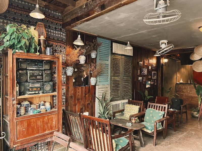 Nha Saigon image