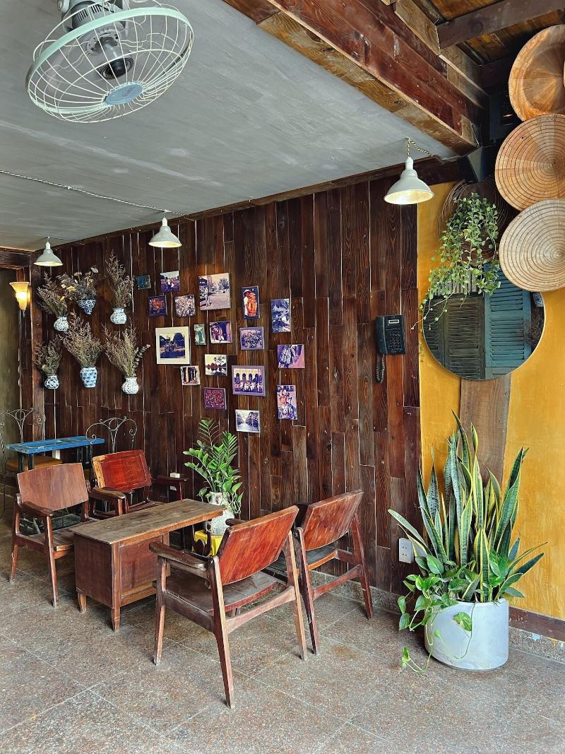 Nha Saigon image