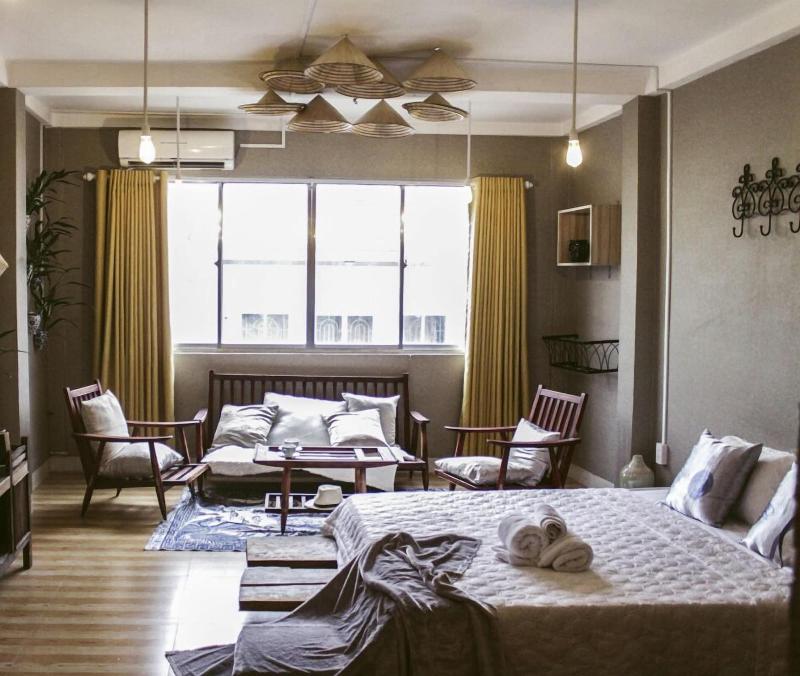 Nha Saigon image