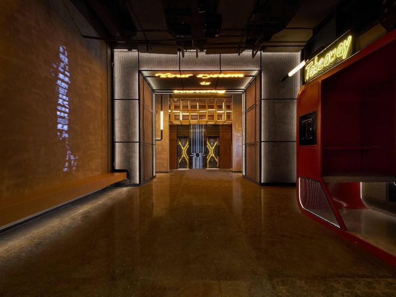 Moxy Shenzhen North Station photo 2