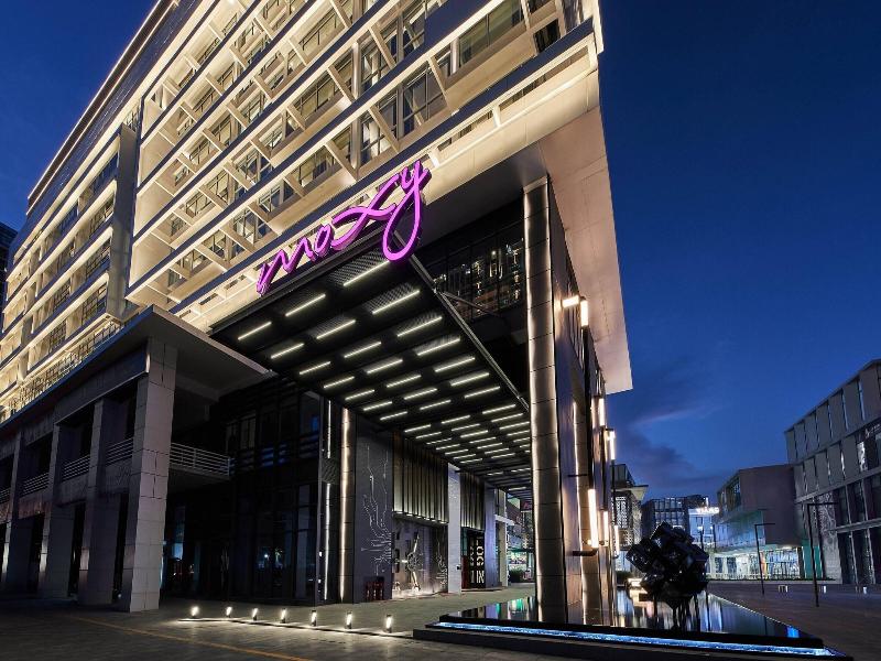 Moxy Shenzhen North Station photo 12