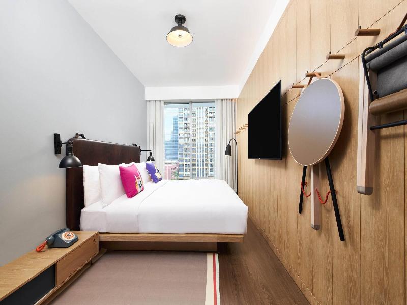 Moxy Shenzhen North Station image