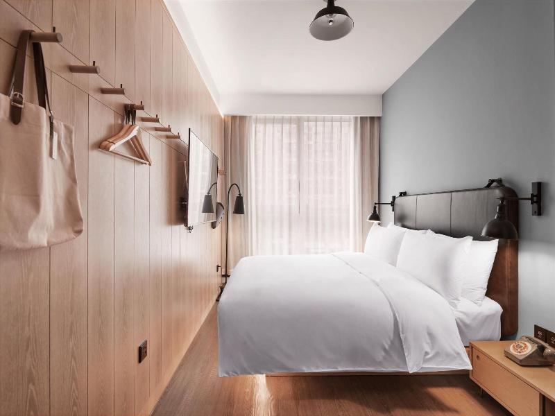 Moxy Shenzhen North Station image