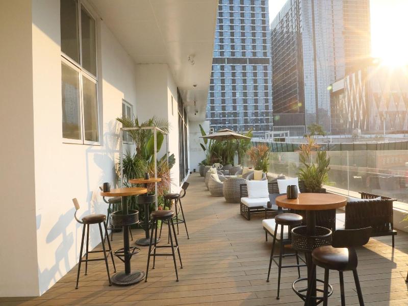 Moxy Shenzhen North Station image