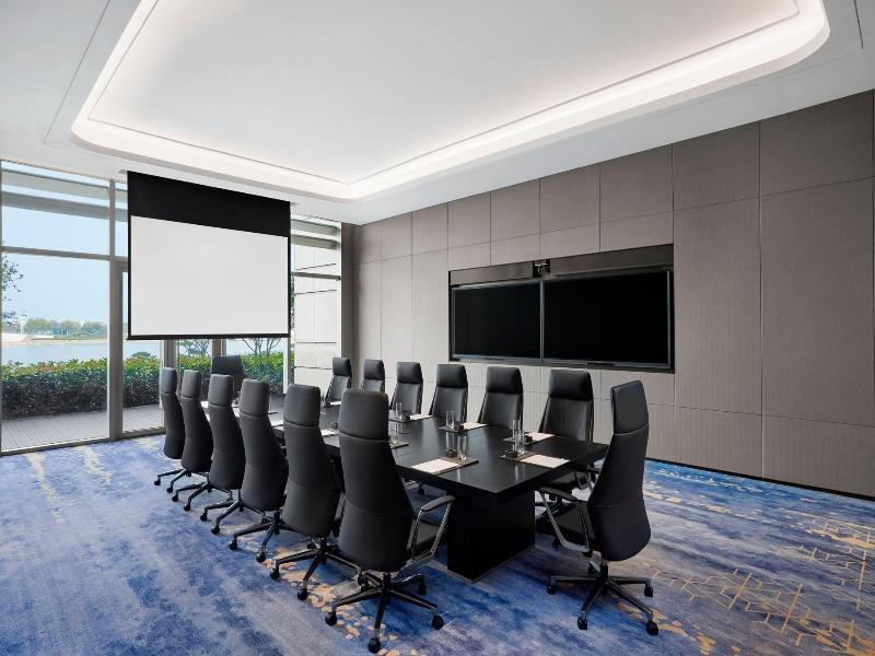 Sheraton Rizhao Hotel image