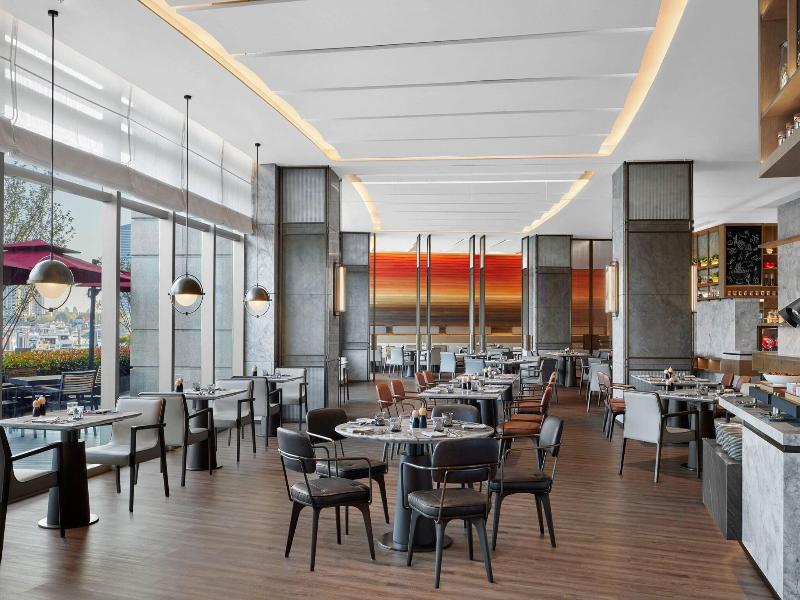 Sheraton Rizhao Hotel image