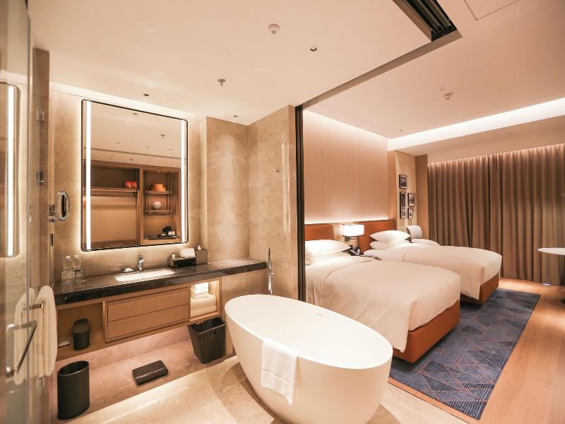 Sheraton Rizhao Hotel image