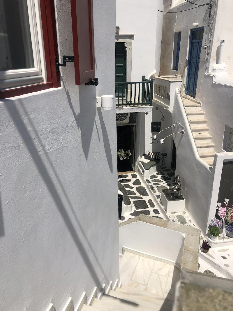 La Maison Kalogera — exterior view