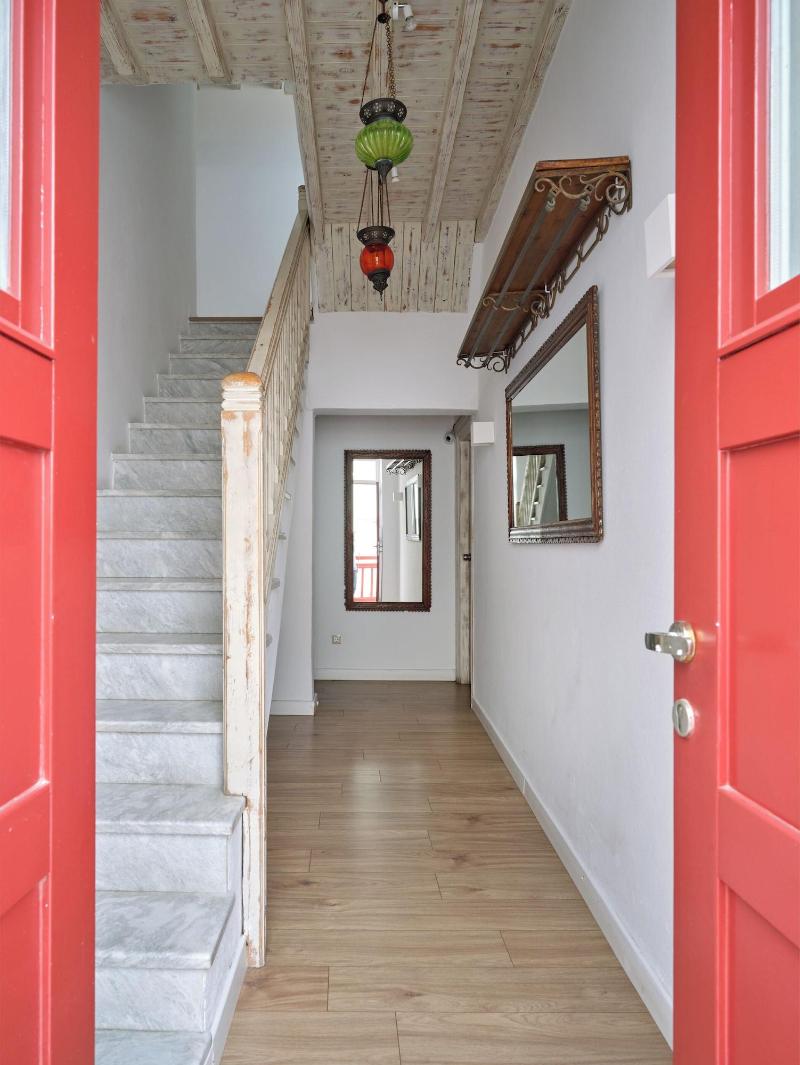 La Maison Kalogera image