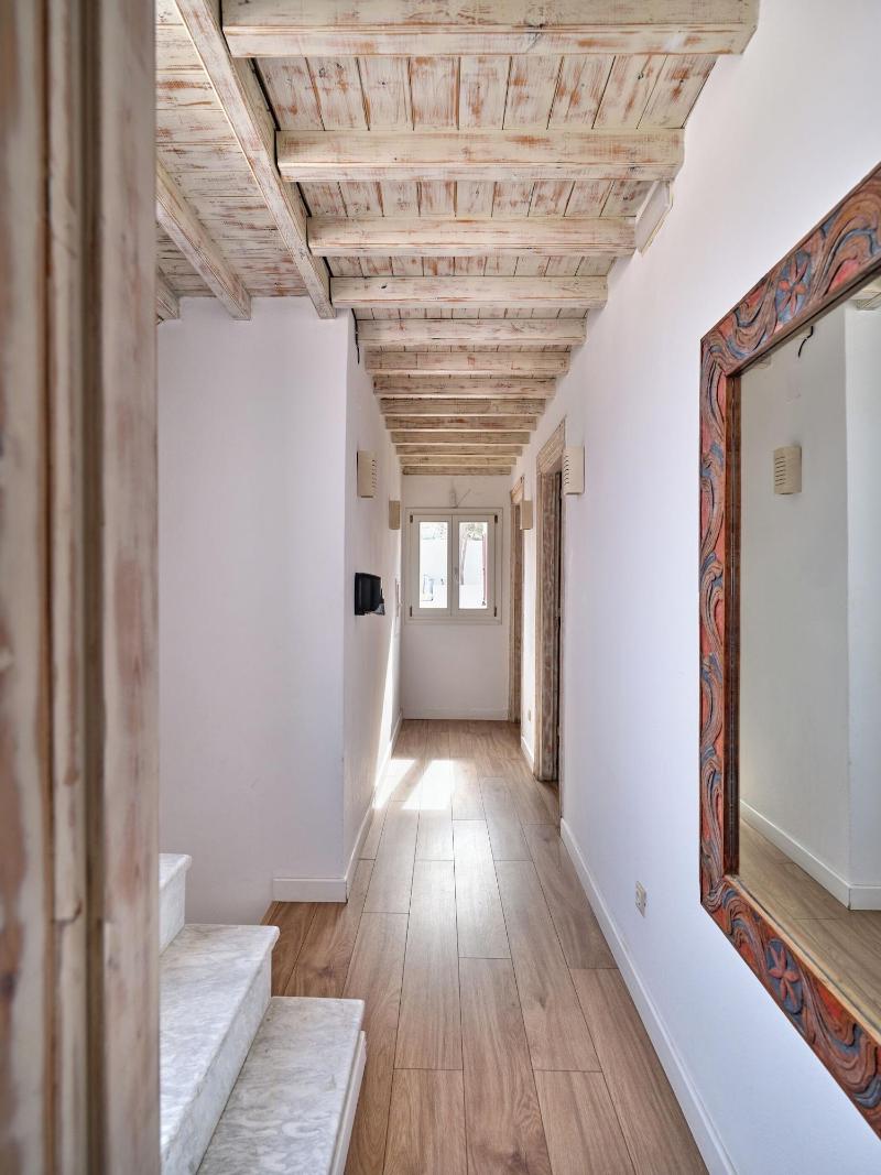La Maison Kalogera image