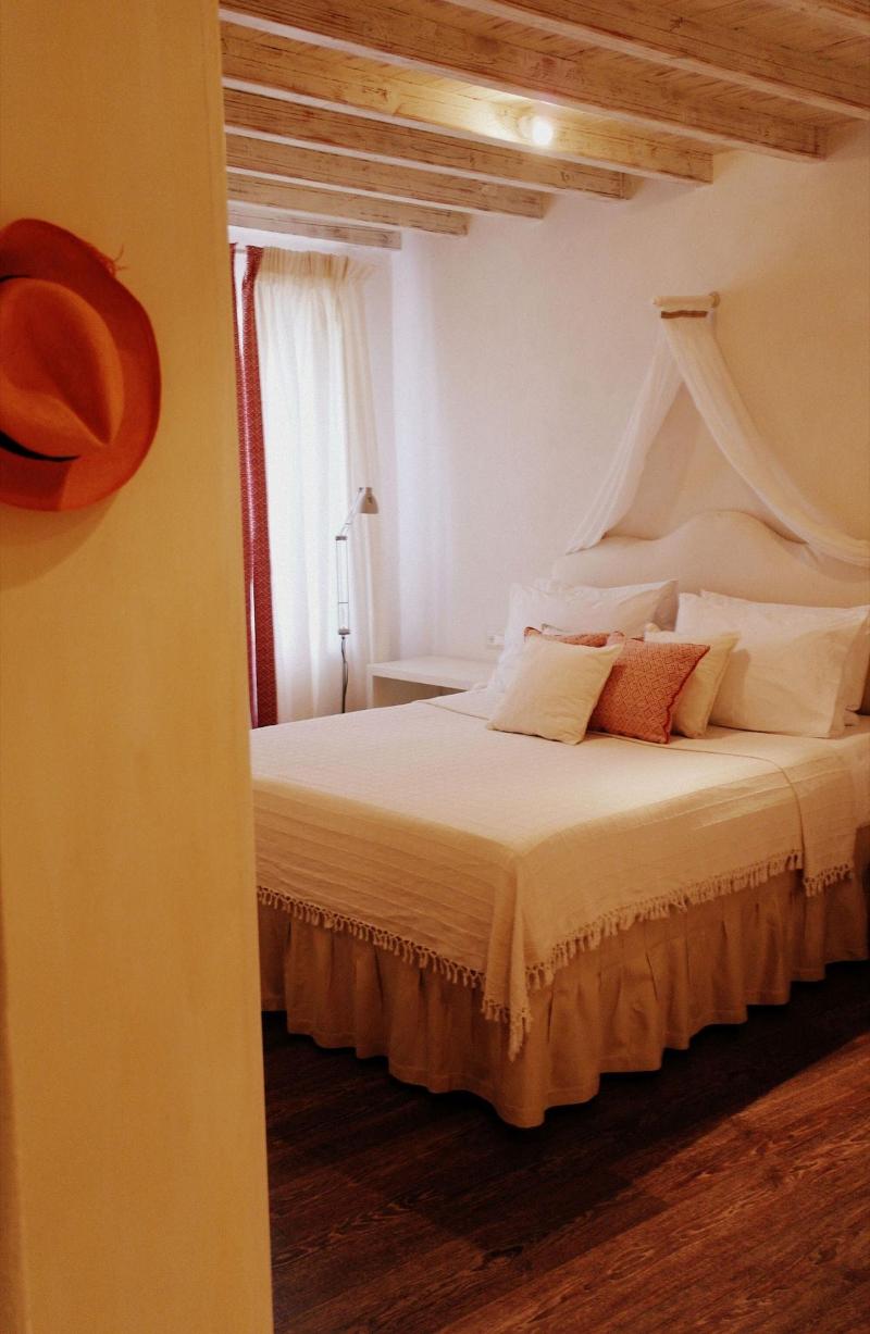 La Maison Kalogera image