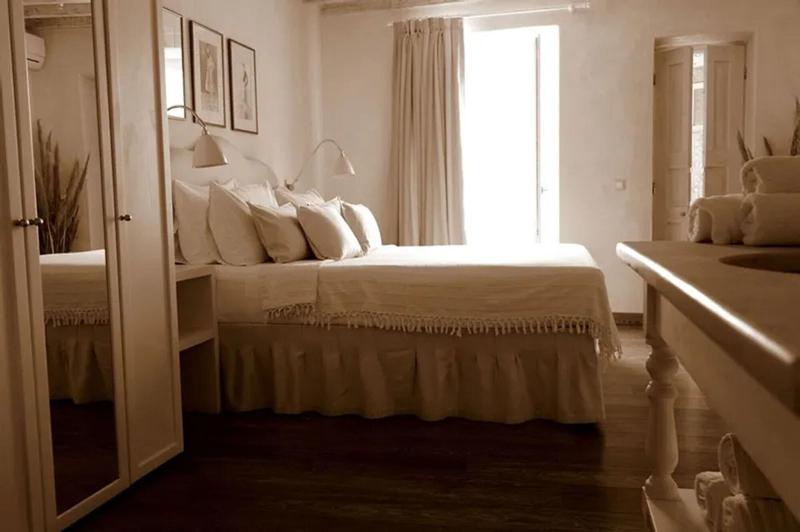 La Maison Kalogera image
