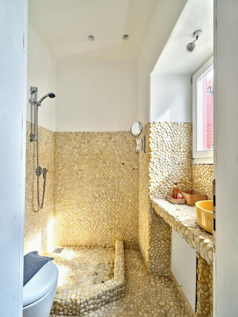 La Maison Kalogera image
