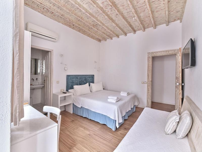 La Maison Kalogera image