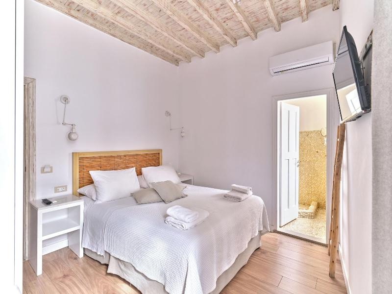 La Maison Kalogera image