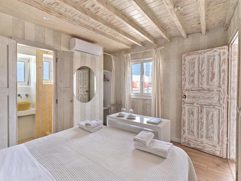 La Maison Kalogera image