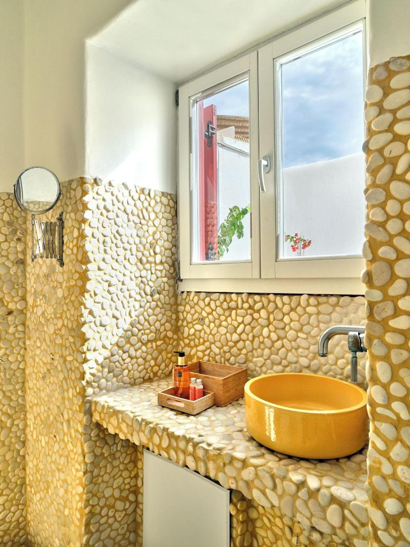 La Maison Kalogera image