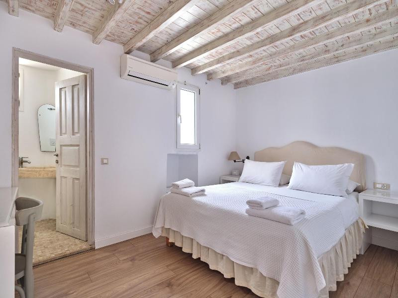 La Maison Kalogera image