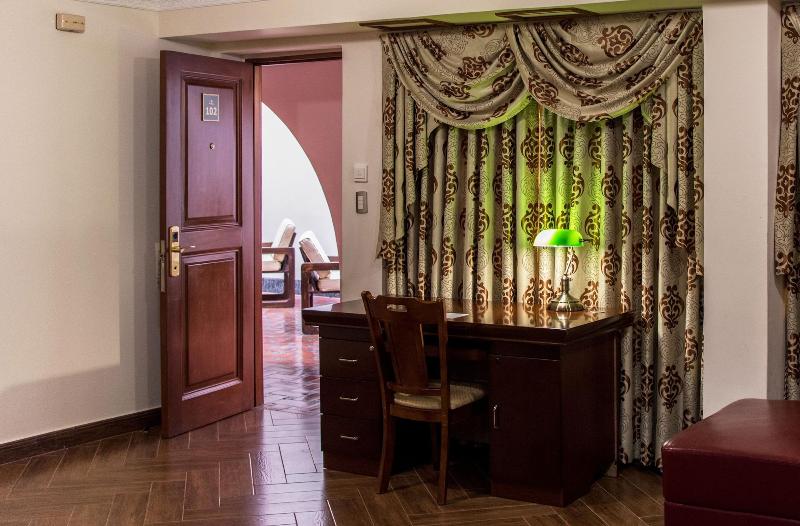 Apart Hotel El Doral image