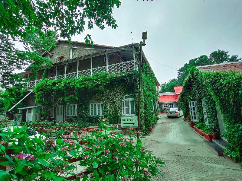 Lockwood Hotel Murree — general view