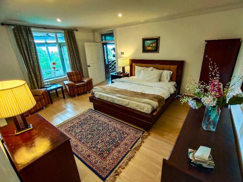 Lockwood Hotel Murree image