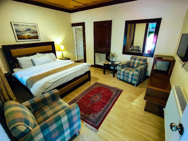 Lockwood Hotel Murree image