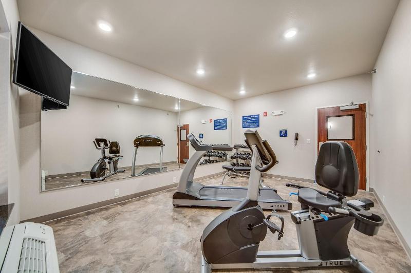 Cobblestone Hotel Suites Cozad image