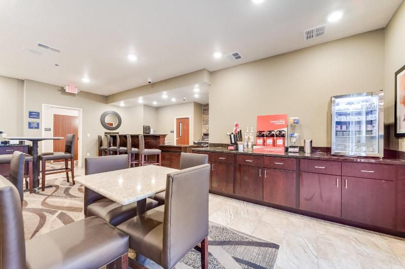 Cobblestone Hotel Suites Cozad image