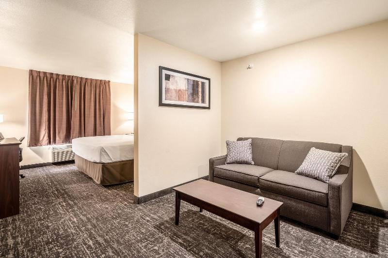 Cobblestone Hotel Suites Cozad image