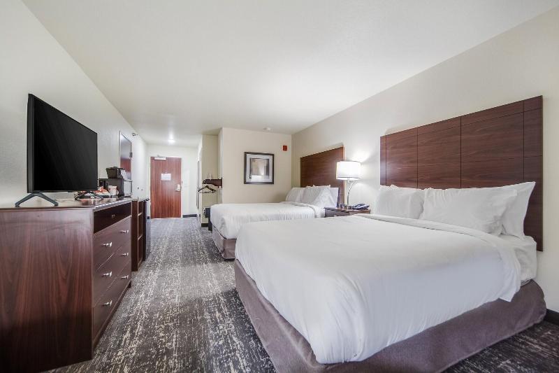 Cobblestone Hotel Suites Cozad image