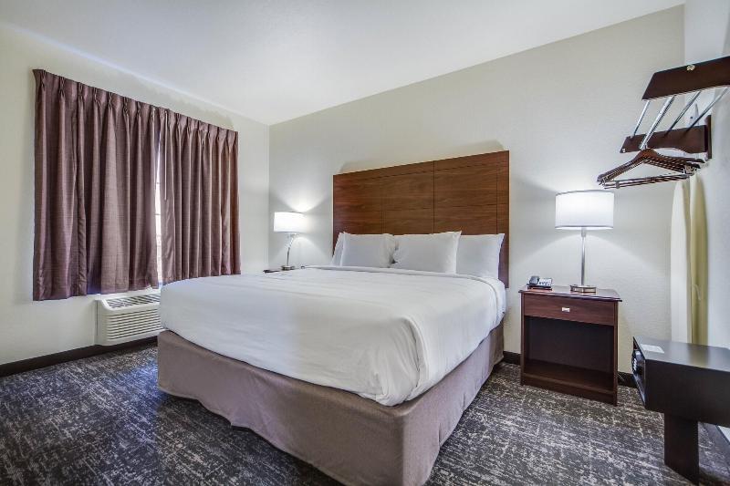 Cobblestone Hotel Suites Cozad image