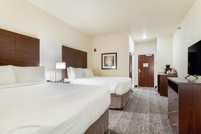 Cobblestone Hotel Suites Cozad image