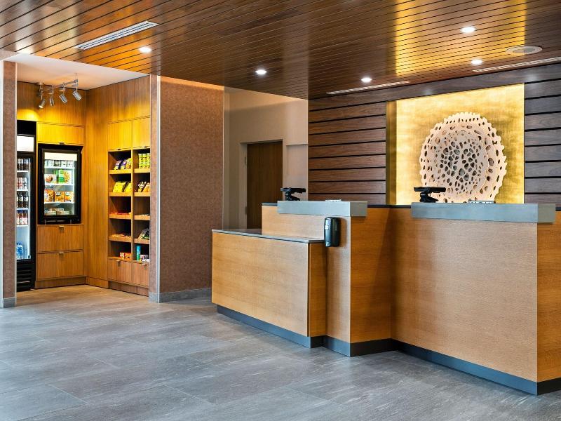 Fairfield Inn Suites By Marriott North Bay image