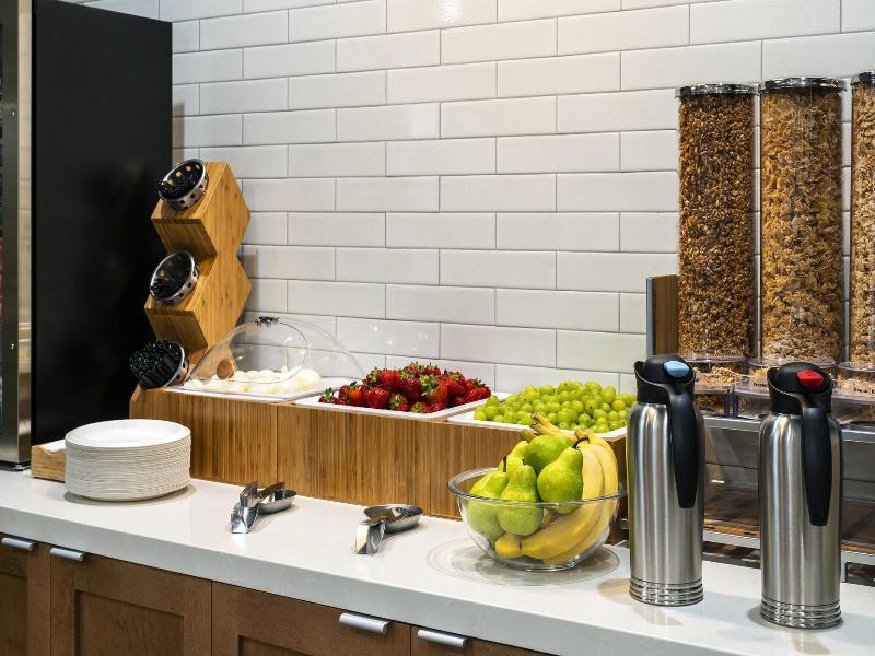 Fairfield Inn Suites By Marriott North Bay image