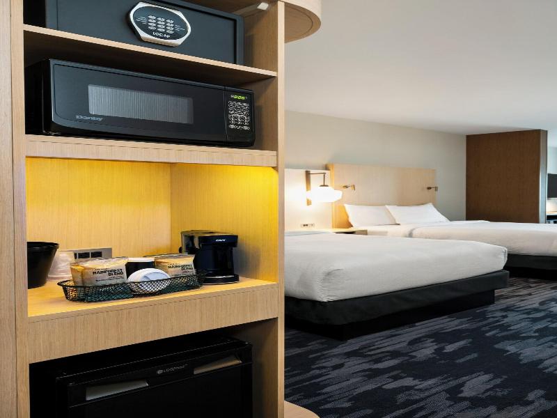 Fairfield Inn Suites By Marriott North Bay image
