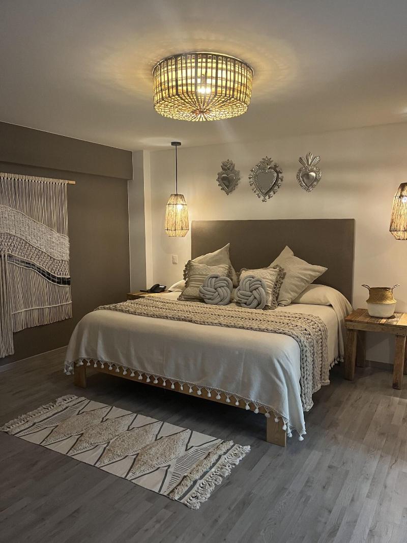 Zen Suites By Regente image