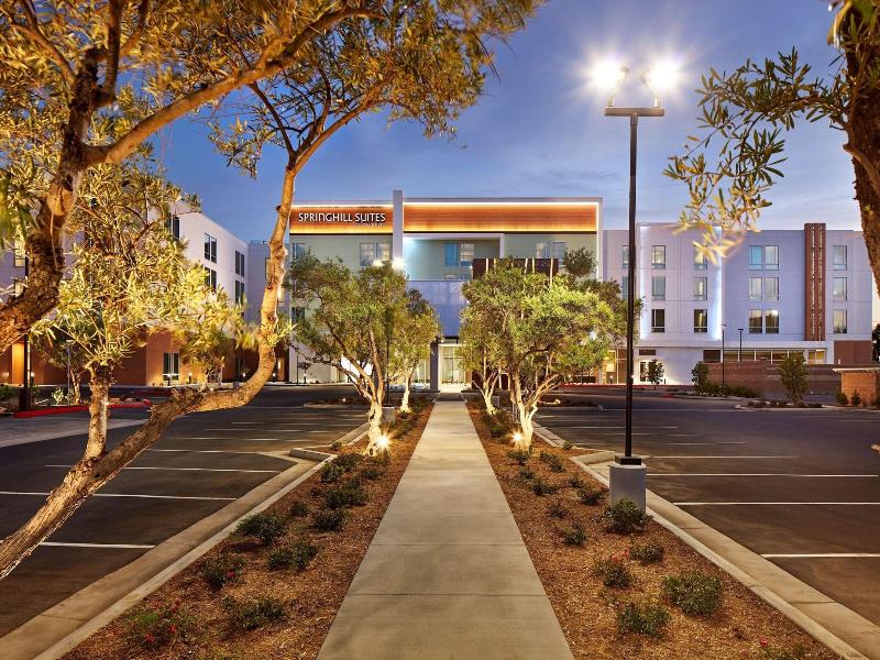 Springhill Suites By Marriott Los Angeles Downey image