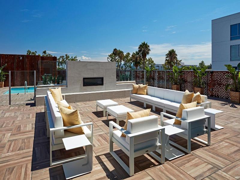 Springhill Suites By Marriott Los Angeles Downey image