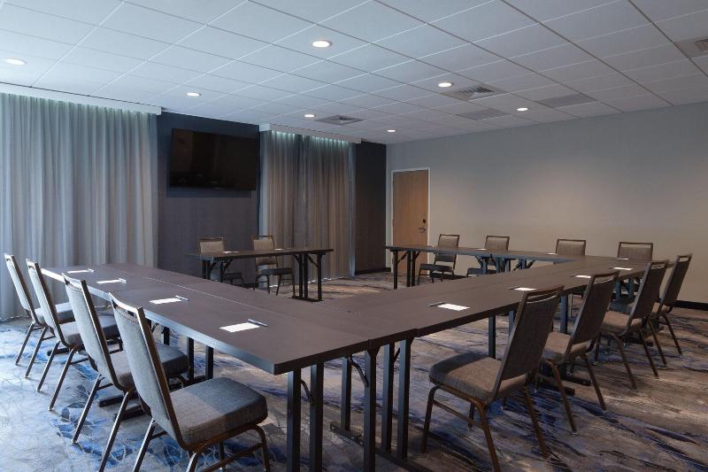 Fairfield Inn Suites By Marriott Palmdale West image