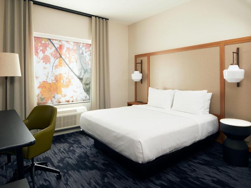 Fairfield Inn Suites By Marriott Palmdale West image