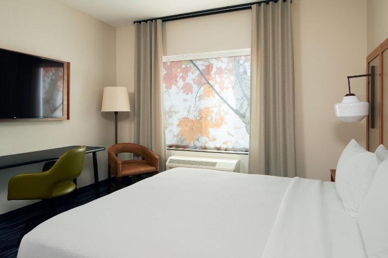 Fairfield Inn Suites By Marriott Palmdale West image