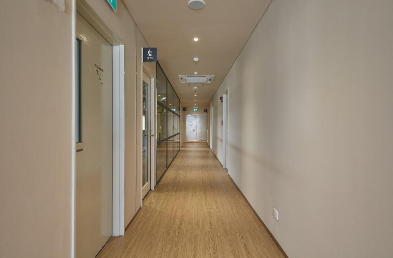 Wishton Hotel Yangon image