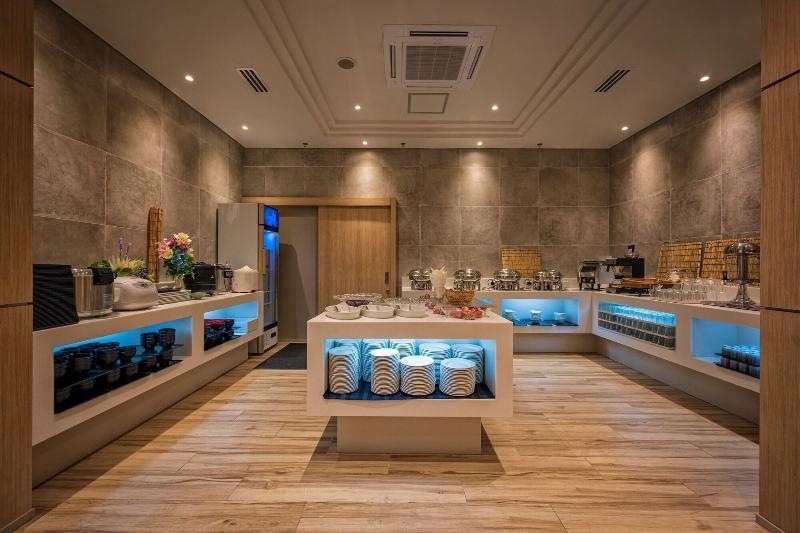 Wishton Hotel Yangon image