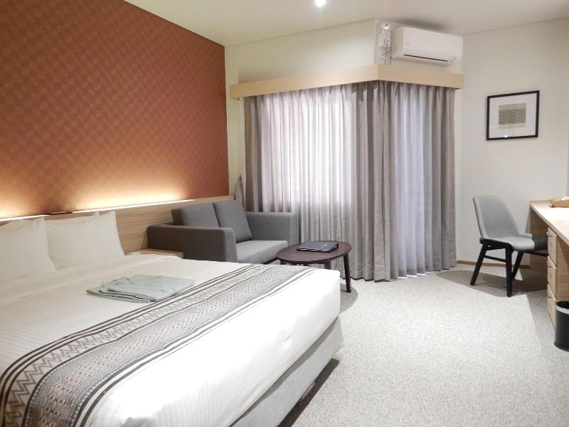 Wishton Hotel Yangon image