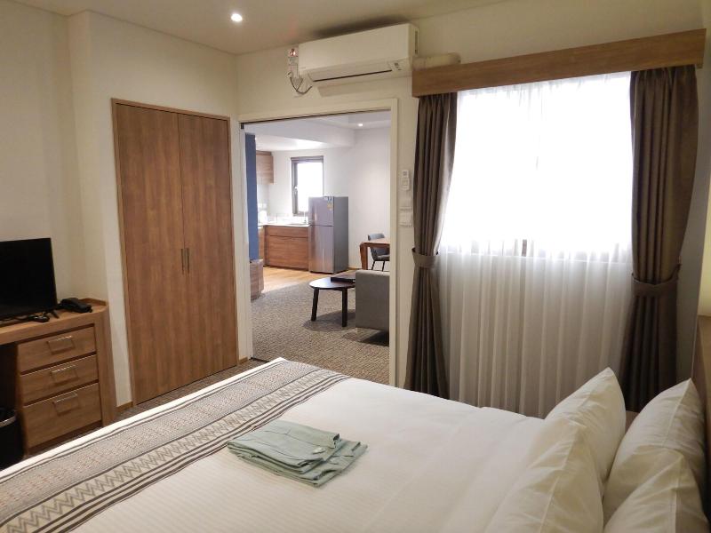Wishton Hotel Yangon image