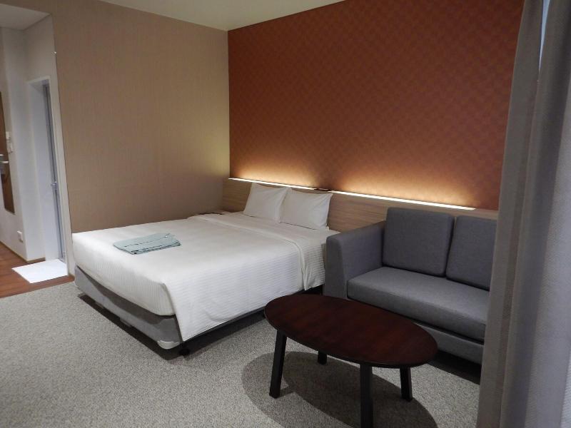 Wishton Hotel Yangon image
