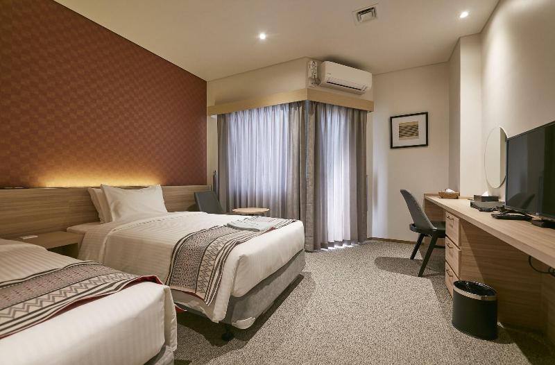 Wishton Hotel Yangon image