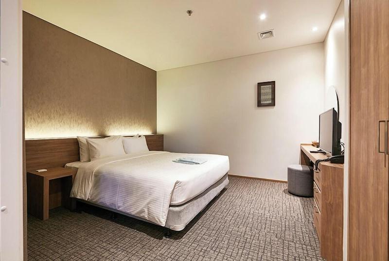 Wishton Hotel Yangon image
