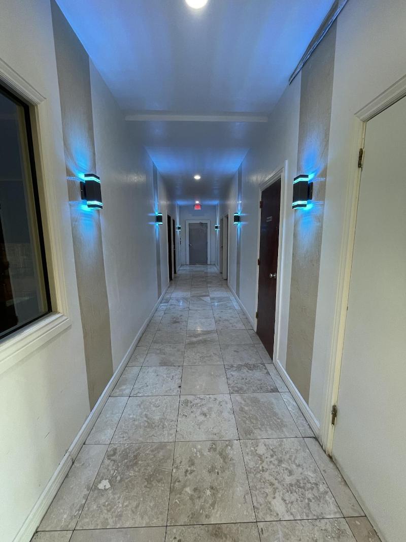 Alien Residence Inn