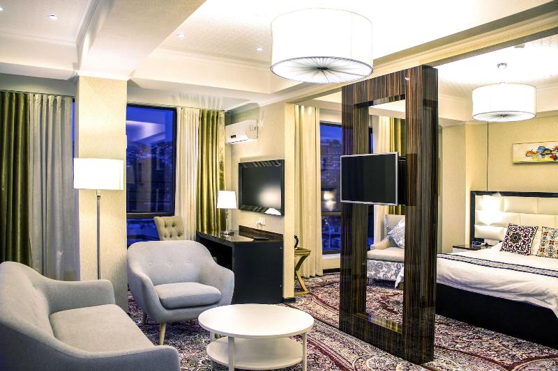 Atlas Hotel image
